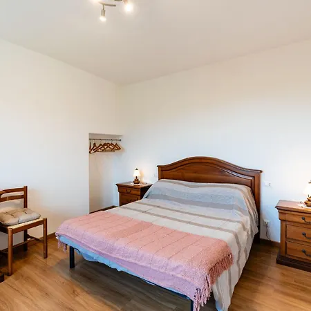 A Tenaia By Interhome Tatil Evi Garlenda