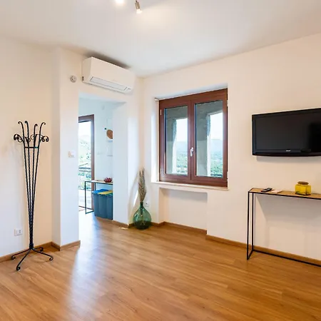 A Tenaia By Interhome בית נופש *