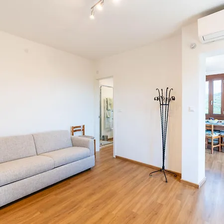 A Tenaia By Interhome *